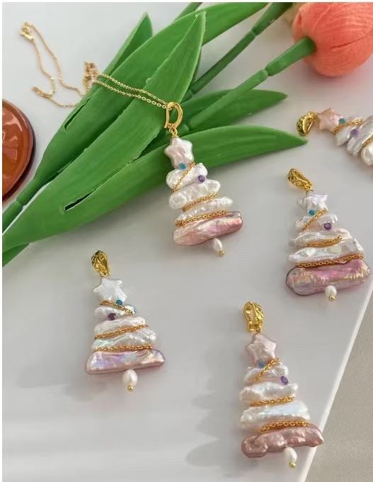063.Christmas Tree Pearls buy 1 get 2