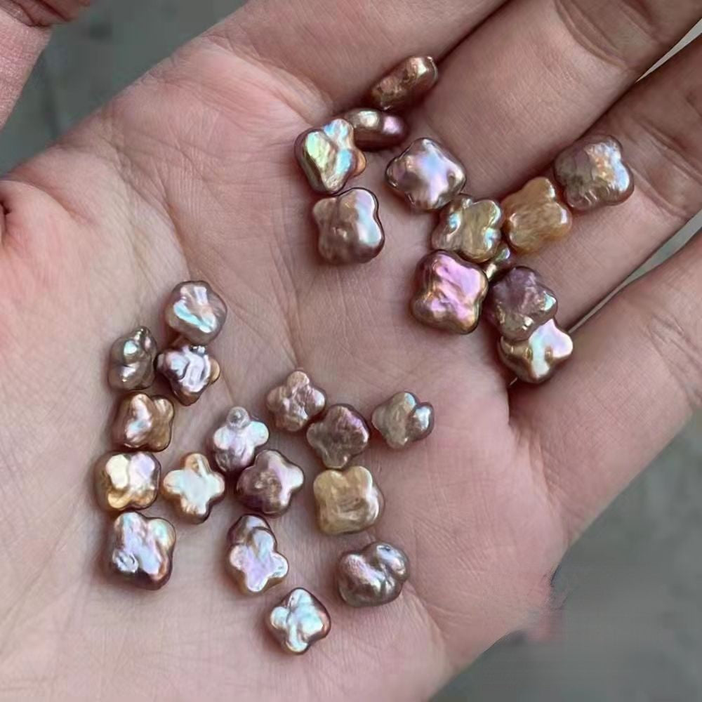 025. Four Leaf Clover Pearls (3-5PCS)